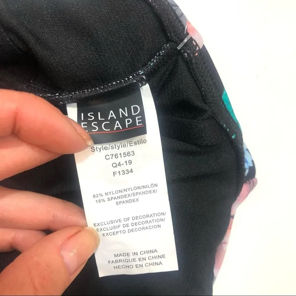 Island Escape Racer-Back Underwir Tankini swim Top